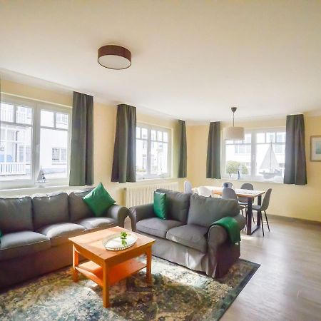 Strandvillen Binz - Ferienwohnung Mit 2 Schlafzimmern Und Balkon Ah-563 Экстерьер фото